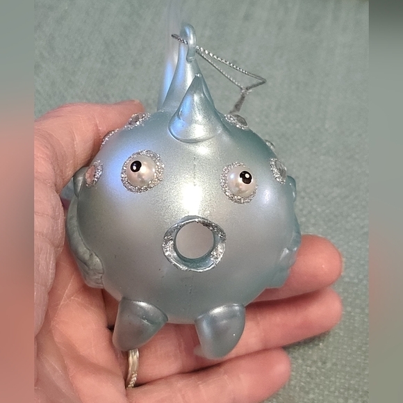 Glass puffer fish Christmas Ornament - Picture 2 of 8